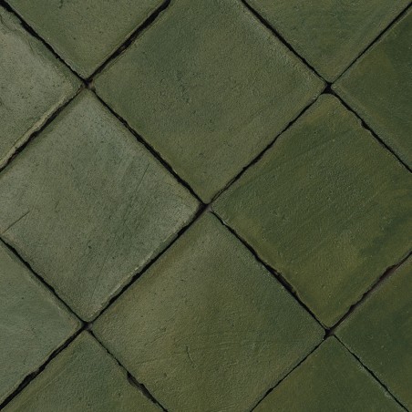 Chroma Bottle Green10x10