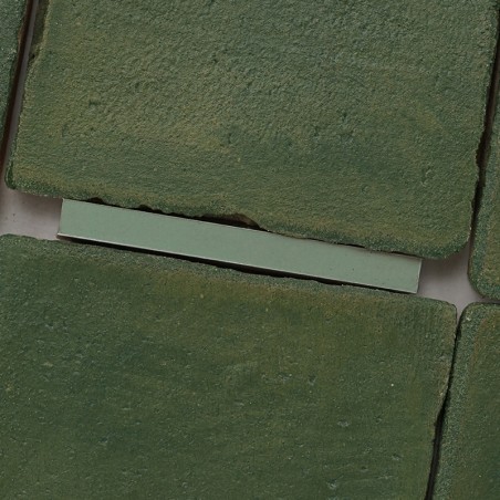 Chroma Bottle Green10x10