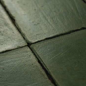 Chroma Bottle Green10x10