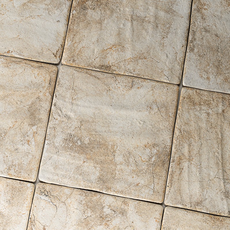Lura Beige