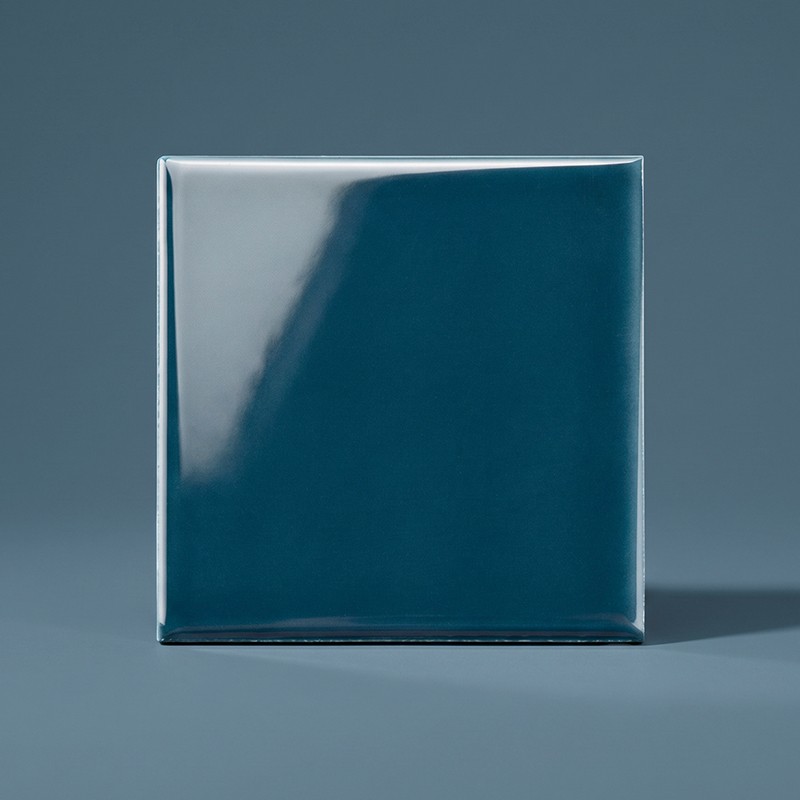 Pure Atlantis Glänzend 10x10
