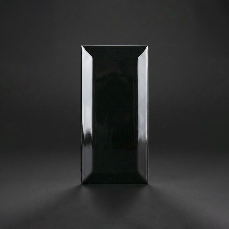 Glossy Black Bevel 7,5x15