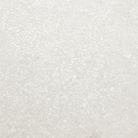 Graue Terrazzofliesen weisen ein Muster aus verstreuten weißen Sprenkeln auf und erzeugen ein subtiles strukturiertes Erscheinun