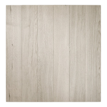 Una losa rectangular, larga y estrecha, presenta un patrón de vetas de madera clara. descansa verticalmente sobre un fondo blanc