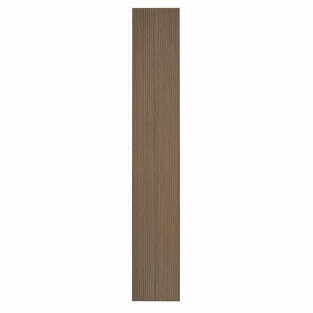 Un azulejo marrón rectangular largo y estrecho con ranuras verticales se extiende verticalmente sobre un fondo blanco liso. Un azulejo marrón rectangular largo y estrecho con ranuras verticales se extiende verticalmente sobre un fondo blanco liso.