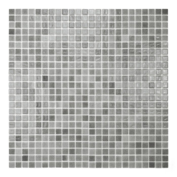 Les carreaux de mosaïque de verre gris sont disposés uniformément pour former un motif carré, créant une surface réfléchissante 