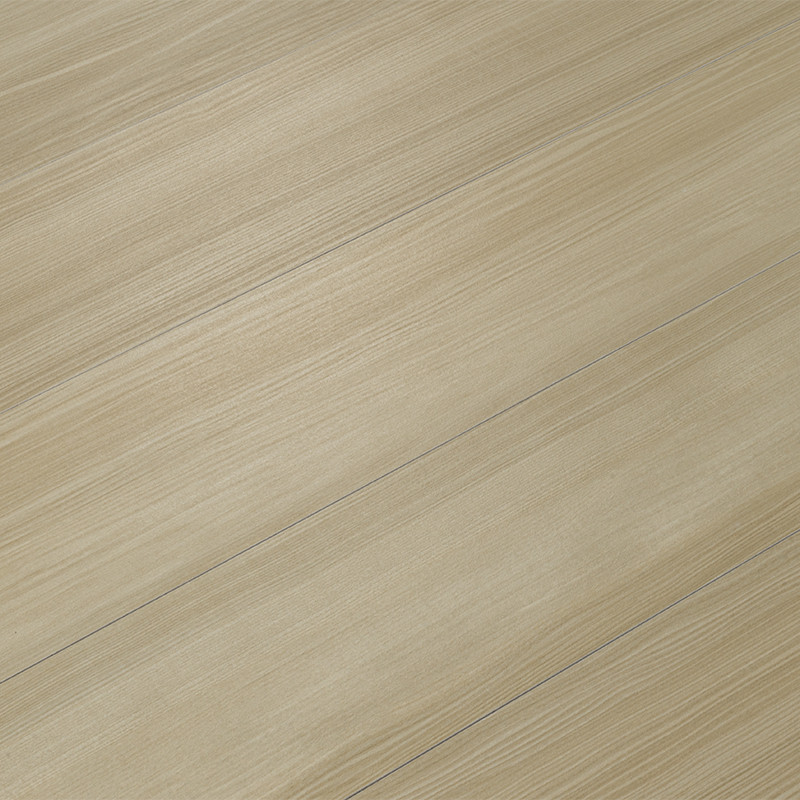 Azulejo beige con vetas que imitan madera y finas juntas grises; superficie mate, colocado en orientación diagonal sobre suelo continuo.