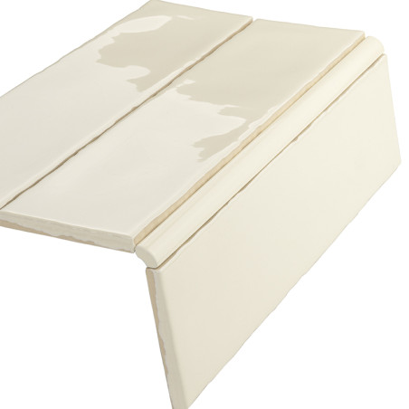 Natürliches Beige Glanz
