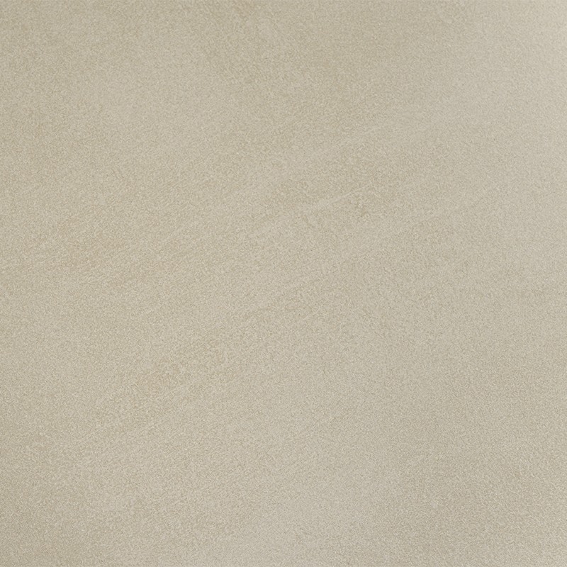 Azulejo beige claro de superficie mate y textura sutil, con vetas finas y tono uniforme; encuadre cercano que muestra solo la superficie, sin elementos adicionales.